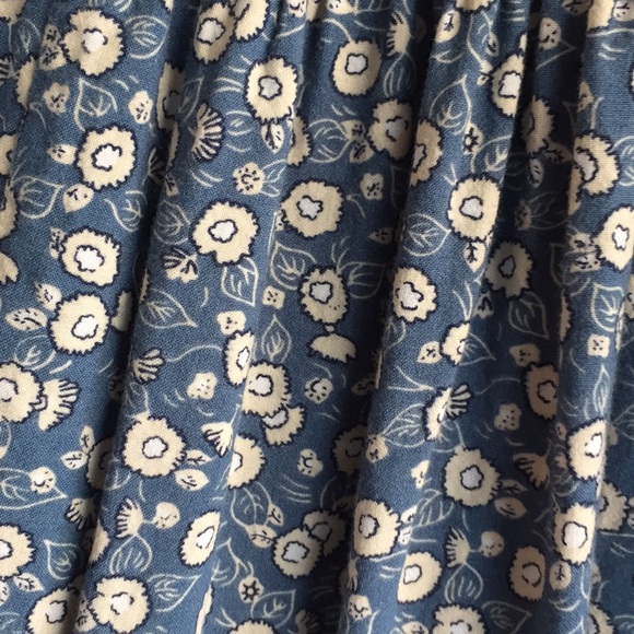 Skirt - Picture 3 of 4